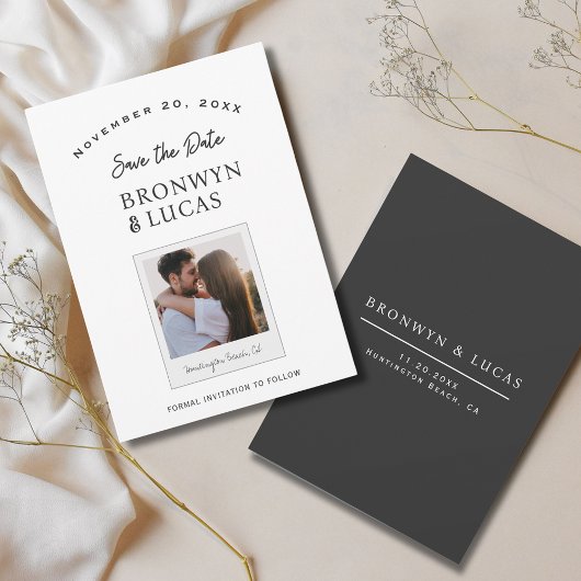 素朴なモダンな黒と白のポラロイド写真 セーブザデート