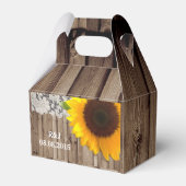 素朴なレースの納屋の木ひまわり国の結婚式 フェイバーボックス (正面サイド)