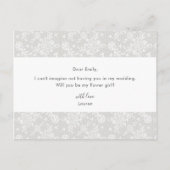素朴なレースの花飾りであなたは私のフラワーガールになってくれる？ インビテーションポストカード (裏面)