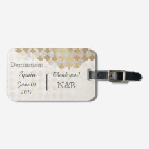 素朴なロマンスの|の行先の結婚式のゲストの好意