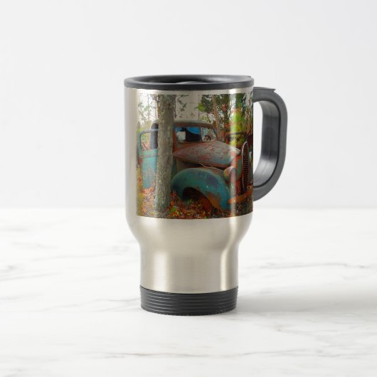 素朴な三十代のがらくた部品置き場はトラックを取ります トラベルマグ (正面右)