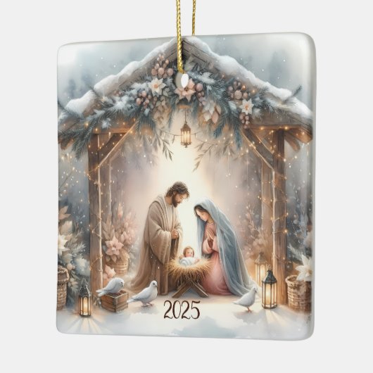 素朴な冬の花を添えたクリスマス・ナティビティ・シーンのカード セラミックオーナメント (左)