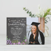 素朴な卒業パーティーのチョークの薄紫の花の写真 招待状 (スタンド正面)