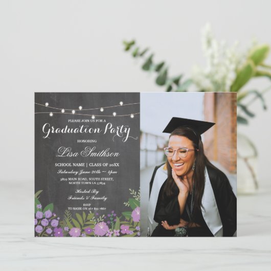 素朴な卒業パーティーのチョークの薄紫の花の写真 招待状 (スタンド正面)