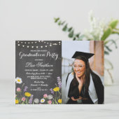 素朴な卒業パーティーのチョークワイルドフラワーの写真 招待状 (スタンド正面)