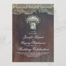 素朴な国のメーソンジャーおよびベビーの呼吸結婚式