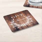 素朴な感謝祭のリース 農家の木材 感謝を捧げる スクエアペーパーコースター (アングル)