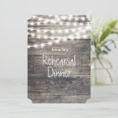 素朴な木およびひもライトリハーサルの夕食 招待状 (スタンド正面)