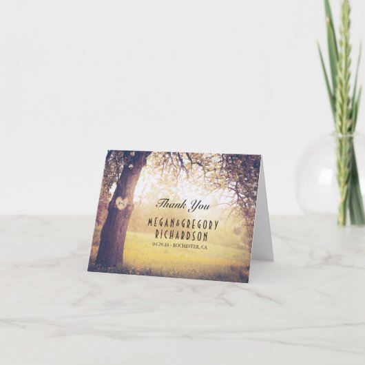 素朴な木および木製のハートの結婚は感謝していしています サンキューカード (正面)