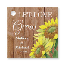 素朴な木のひまわり愛で結婚式を成長