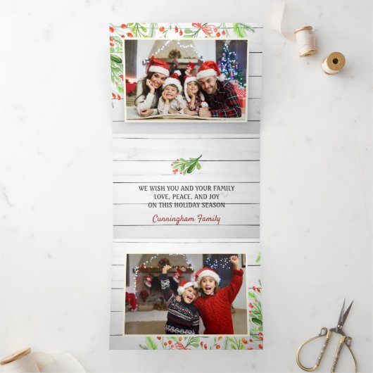 素朴な木の水彩画の葉の写真 ホリデー 三つ折りクリスマスカード (内部)