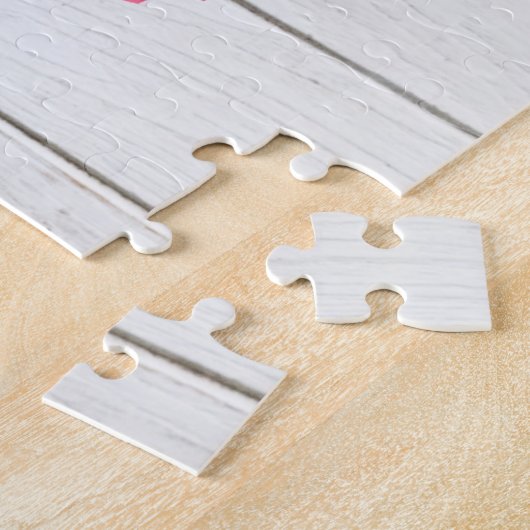 素朴な木の赤いトラックのクリスマスツリーの祭りの農場 ジグソーパズル (側面)