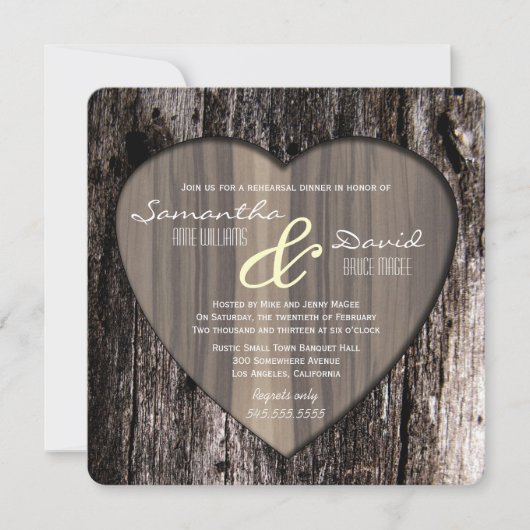 素朴な木製の樹皮のハートのリハーサルの夕食 招待状 (正面)