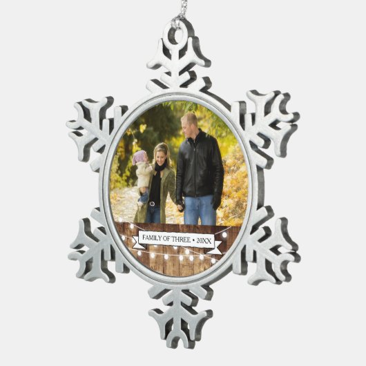 素朴な木製の豆電球新しい親ギフト家族 スノーフレークピューターオーナメント (右)