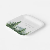 素朴な松の木の森のウェディング ペーパープレート (傾斜あり)