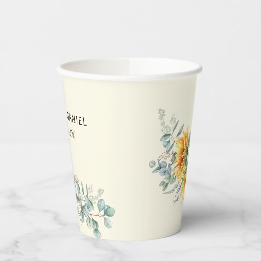 素朴な水彩画のひまわりとユーカリのグリーン 紙コップ (左)