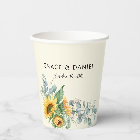 素朴な水彩画のひまわりとユーカリのグリーン 紙コップ (正面)