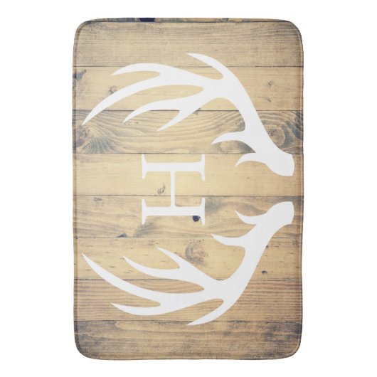 素朴な白によってシルエットを描かれるシカの(雄ジカの)枝角の納屋木 バスマット (正面縦)