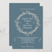 素朴な石板の青によって輪郭を描かれる花のリースの結婚式 招待状 (正面/裏面)