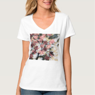 素朴な秋のイロハカエルの葉 さびた赤いピンクの茶色 Tシャツ