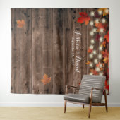 素朴な秋の落ち葉の納屋の秋の結婚式の背景 タペストリー (インサイチュ(横))