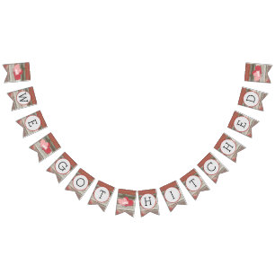 素朴な納屋のハート私達は繋がれた結婚式を得ました バンティングフラッグ