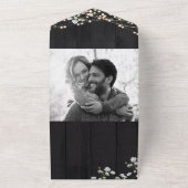 素朴な納屋の木の赤ちゃんの息の光の結婚式 オールインワン招待状 (外側)