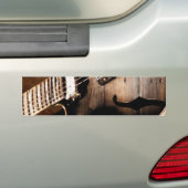 素朴な納屋の木製の西欧諸国音楽ギター バンパーステッカー (車上)