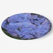 素朴な紫のヤマアジサイ（Hydrangea macrophylla） ペーパープレート (アングル)