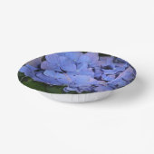素朴な紫のヤマアジサイ (Hydrangea macrophylla) ペーパーボウル (傾斜あり)