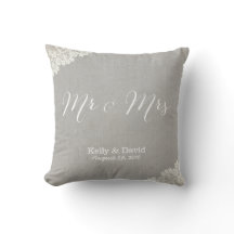 素朴な結婚式のヴィンテージのレース及びリネン氏及び夫人