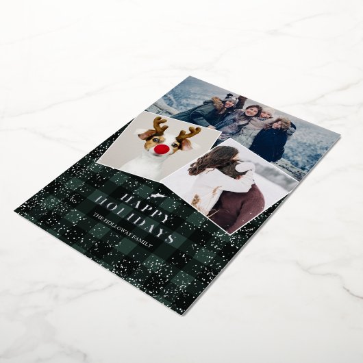 素朴な緑のチェック柄のフリース ミスティルートー 雪の3枚の写真 箔シーズンカード (回転した状態)