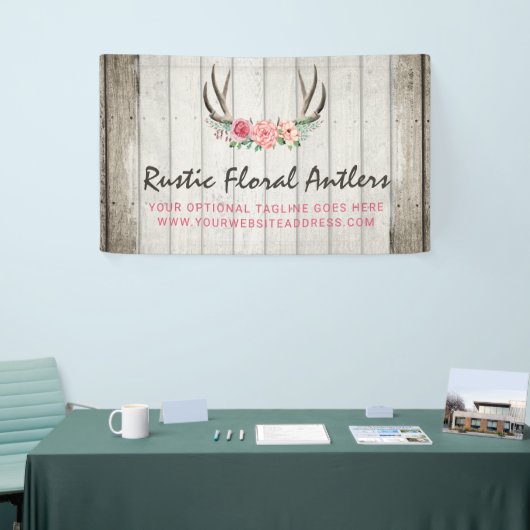 素朴な花の(雄ジカの)枝角ぼろぼろのシックなバラ及び木 横断幕 (トレードショー)