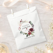 素朴な赤いブッシュピンクのローズフラワーブライダルシャワー フェイバーバッグ (クリップ留めされた状態)