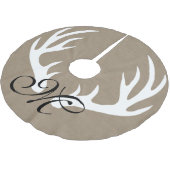 素朴な農家の白いシカの(雄ジカの)枝角ののどのバーラップ ブラッシュドポリエステルツリースカート (アングル)