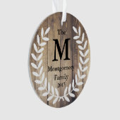 素朴な農家の納屋の木製の家族写真 オーナメント (正面)