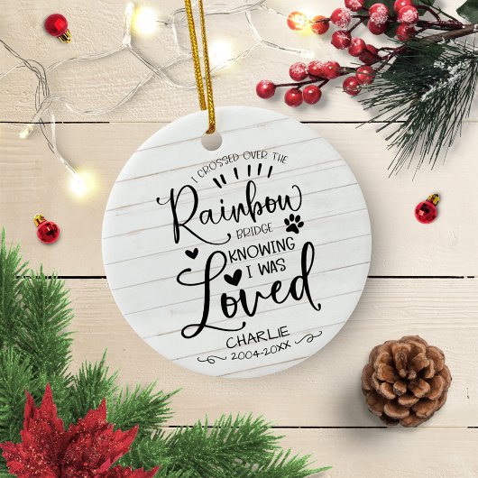 素朴な農家スタイルの猫または犬のペット追悼記念品 セラミックオーナメント