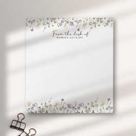 素朴な野の花の机から ノートパッド