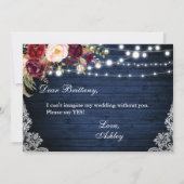 素朴な青い木のライトのレースの花のブライズメイド 招待状 (裏面)