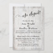 素朴な風化した灰色の木の二人だけの結婚式 招待状 (正面)