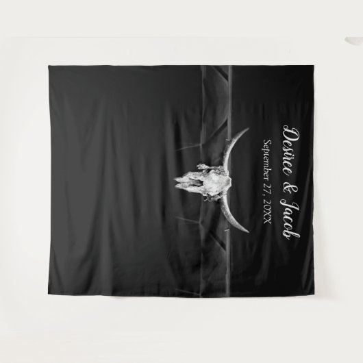 素朴な黒と白の西部牛の頭蓋骨の背景 タペストリー (正面(横))