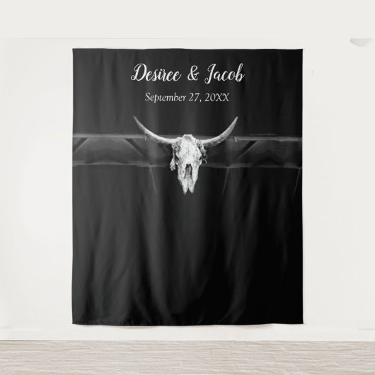 素朴な黒と白の西部牛の頭蓋骨の背景 タペストリー (正面)