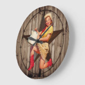 素朴なBarnWoodテキサス州の星の西欧諸国の女性のカーボーイ ラージ壁時計 (傾斜)