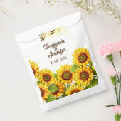 素朴ひまわり結婚式の引き出物バッグ フェイバーバッグ (封をした状態)