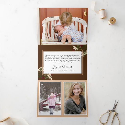 素朴クリスマスの枝とベリーの数々の写真 三つ折りクリスマスカード (内部)