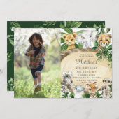 素朴ジャングル動物の木の緑誕生日写真 招待状 (正面/裏面)
