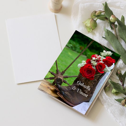 素朴バラとカウボーイ結婚ブーツのフラットノート 招待状