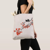 素朴バーズオンツリーブランチと赤い葉トートB トートバッグ (クローズアップ)