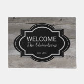 素朴バーンウッド黒い歓迎ファミリー名 ドアマット (正面)