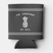 素朴パインパーソナライズされたアップルの姓 缶クーラー (正面)